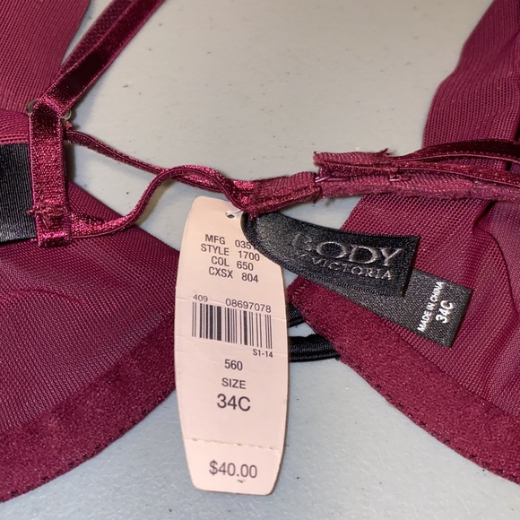 Victoria Secret - Picture 4 of 7